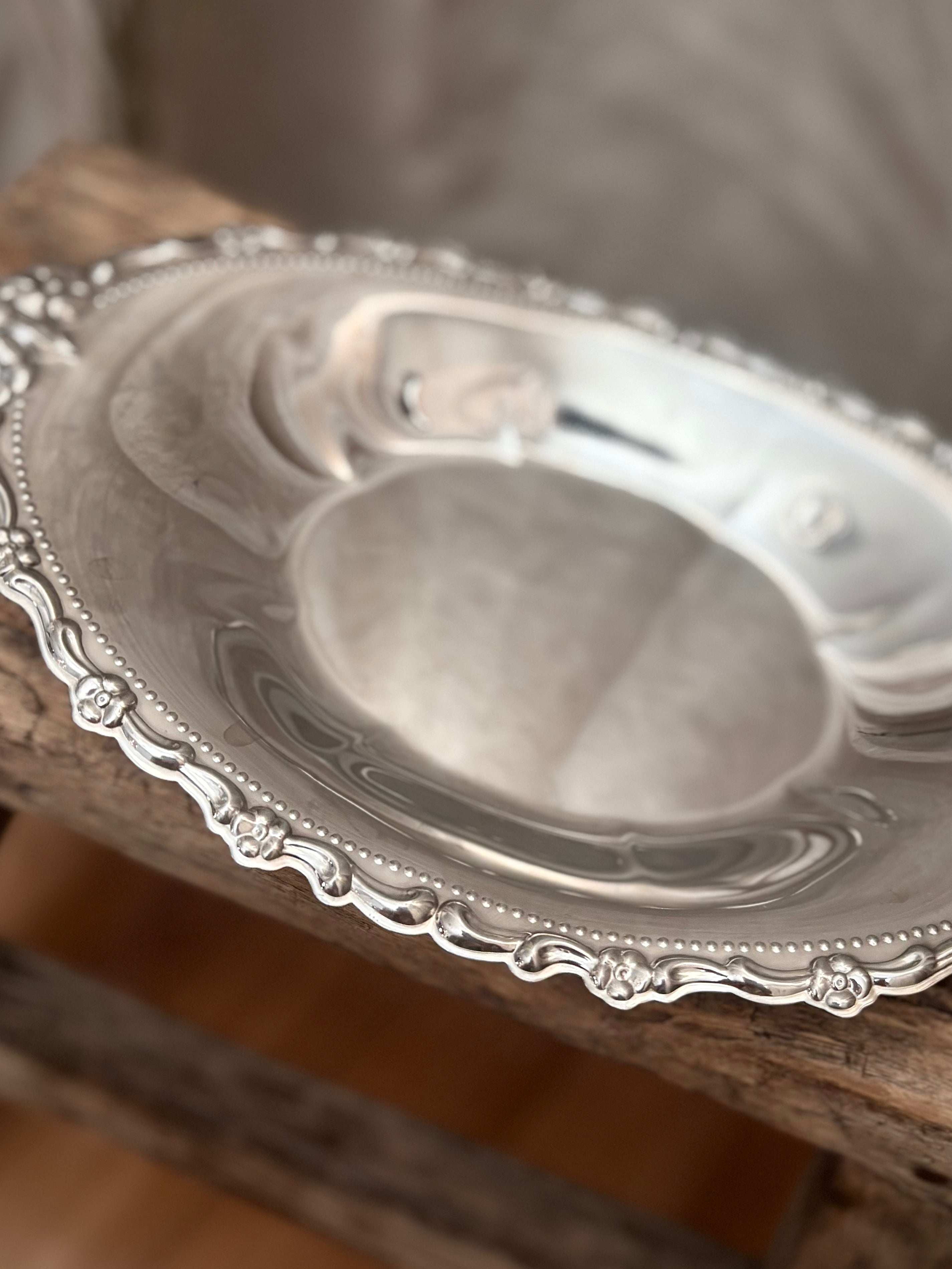 Vintage Oneida Silverplate Floral Catchall Dish