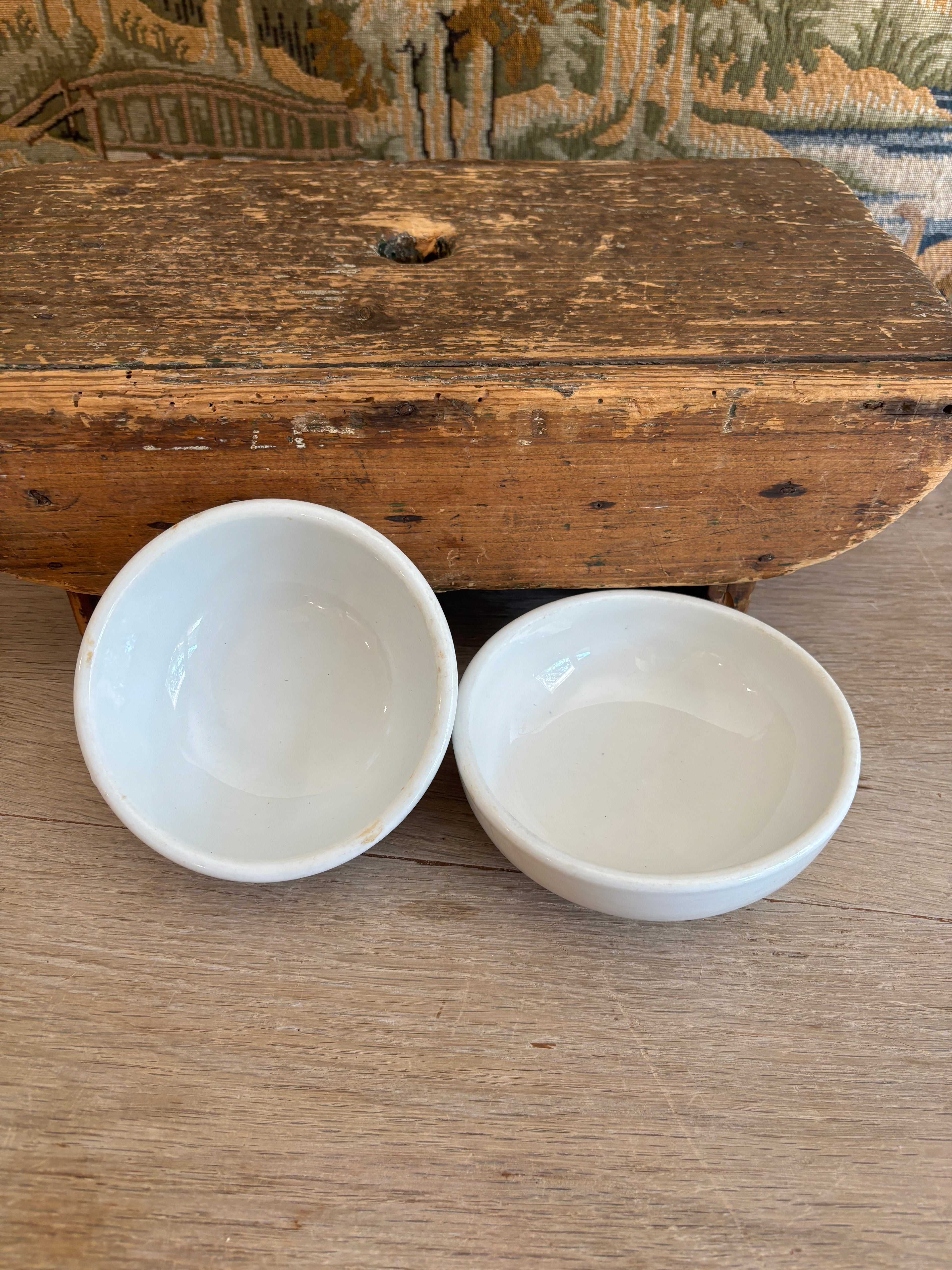 Vintage Wellsville China Restaurant Ware Nesting Bowls — Set of 2