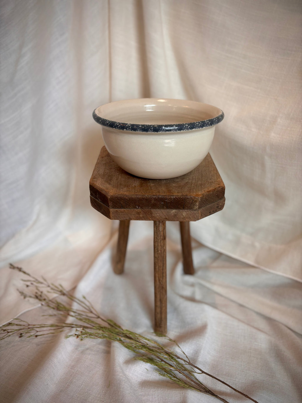 Vintage Home & Garden Party “Northwood” Stoneware Bowl
