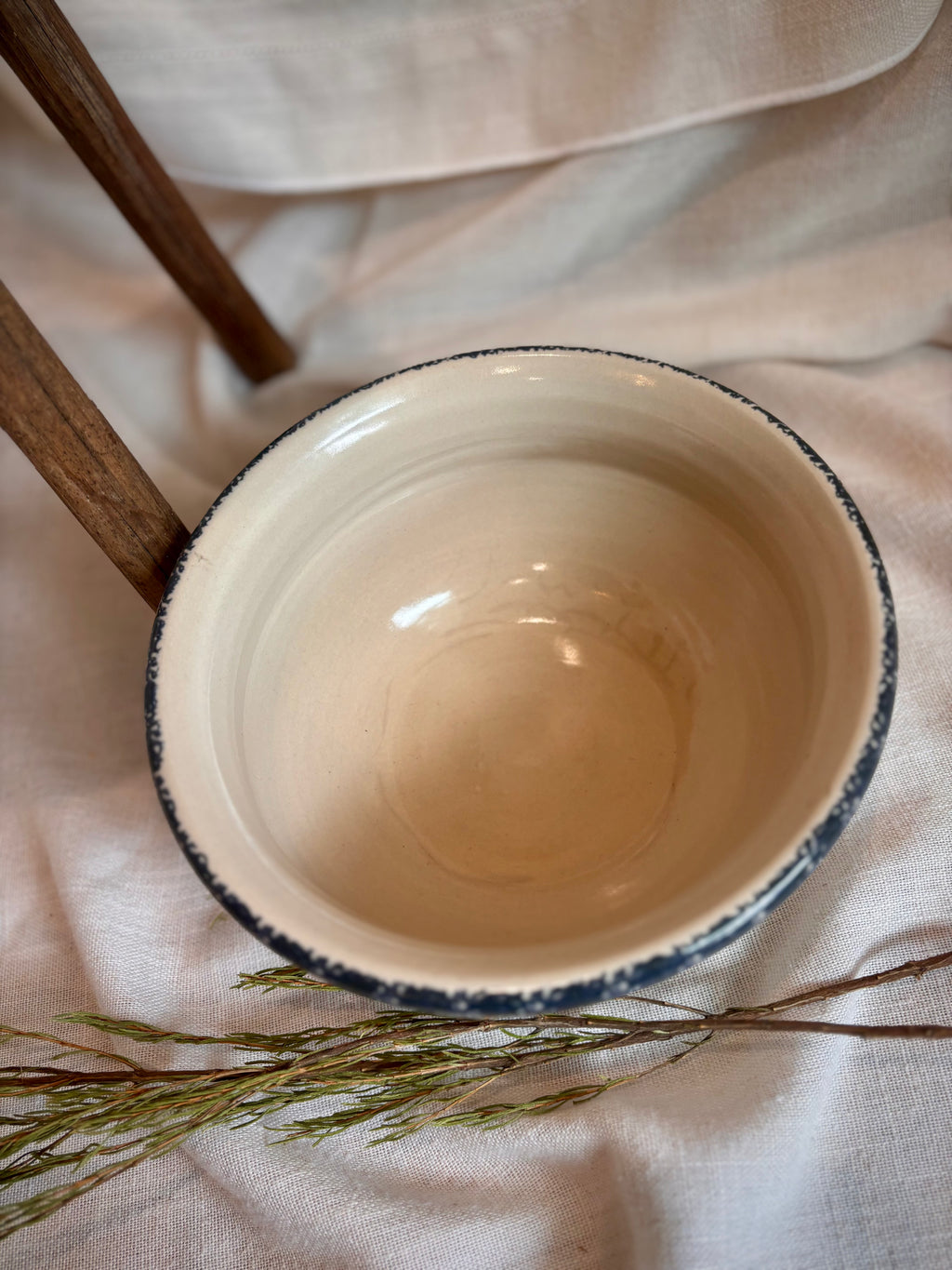 Vintage Home & Garden Party “Northwood” Stoneware Bowl
