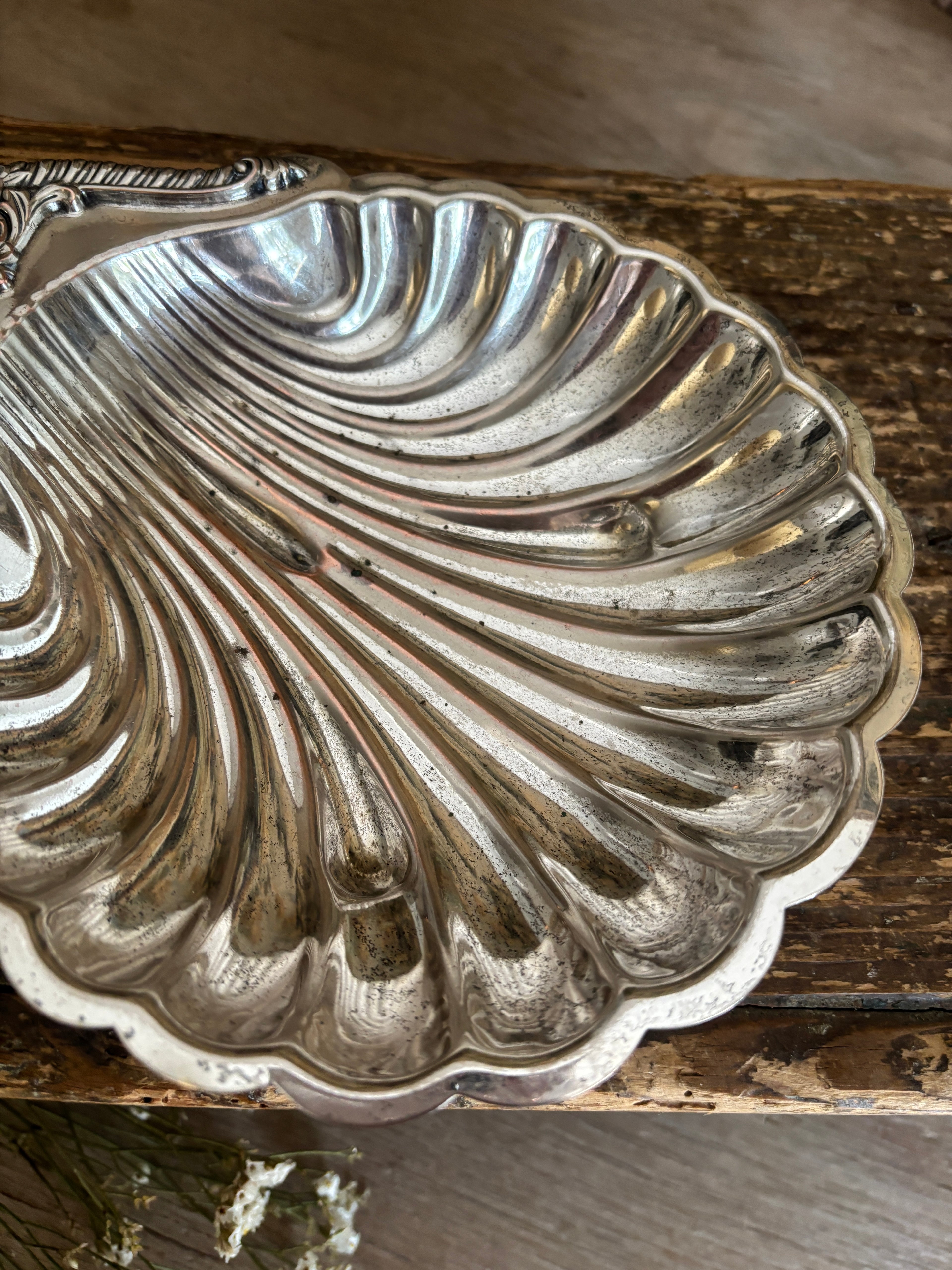 Vintage Silver-Plated Shell Dish