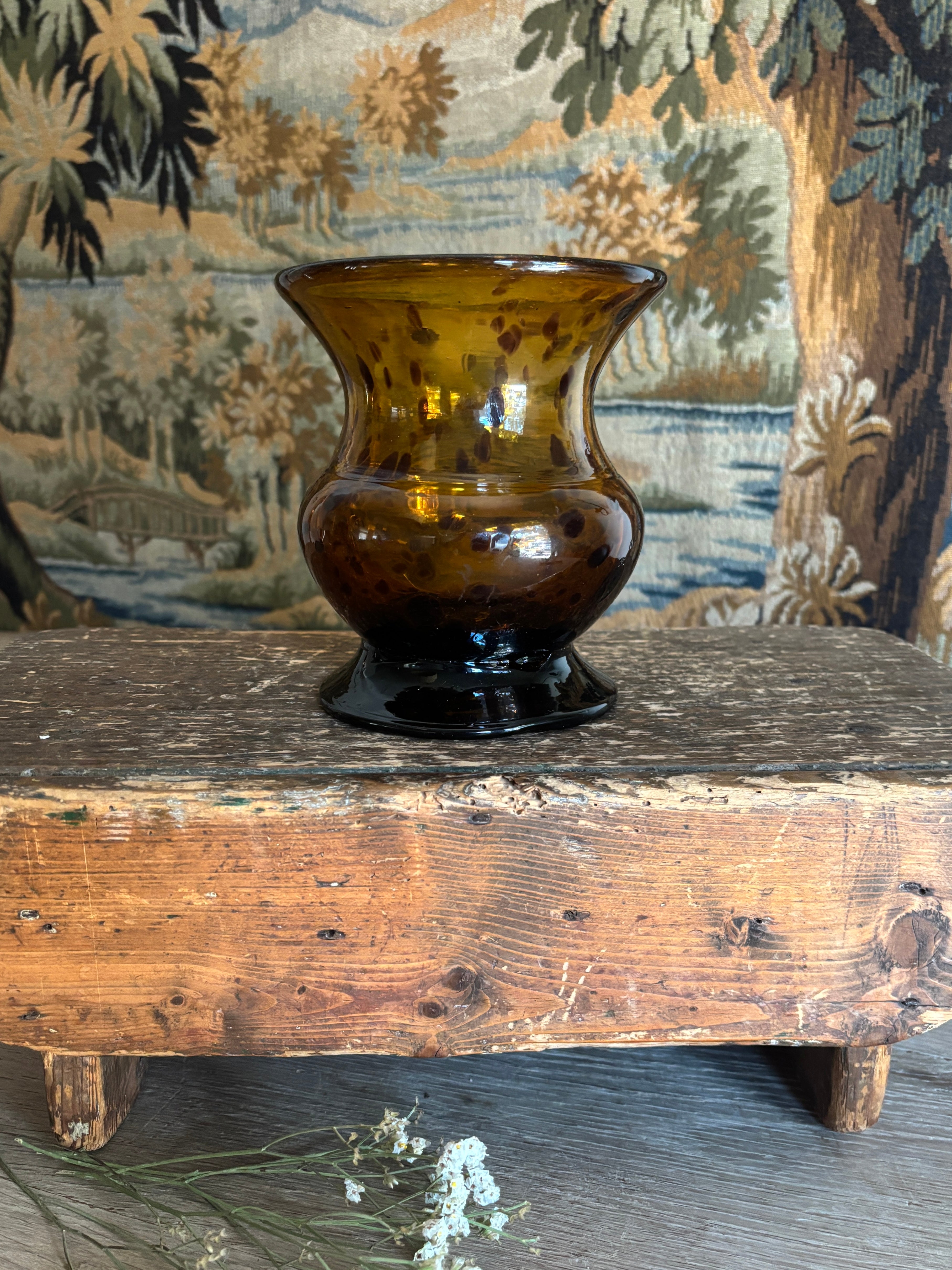 Hand-Blown Rounded Tortoiseshell Spotted Glass Vase