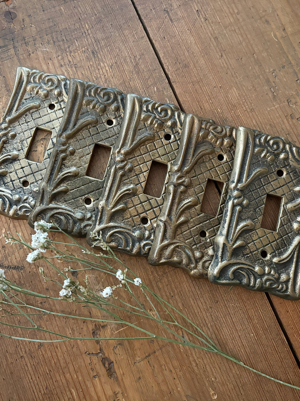 Vintage Cast Brass Art Nouveau Toggle Switch Plate