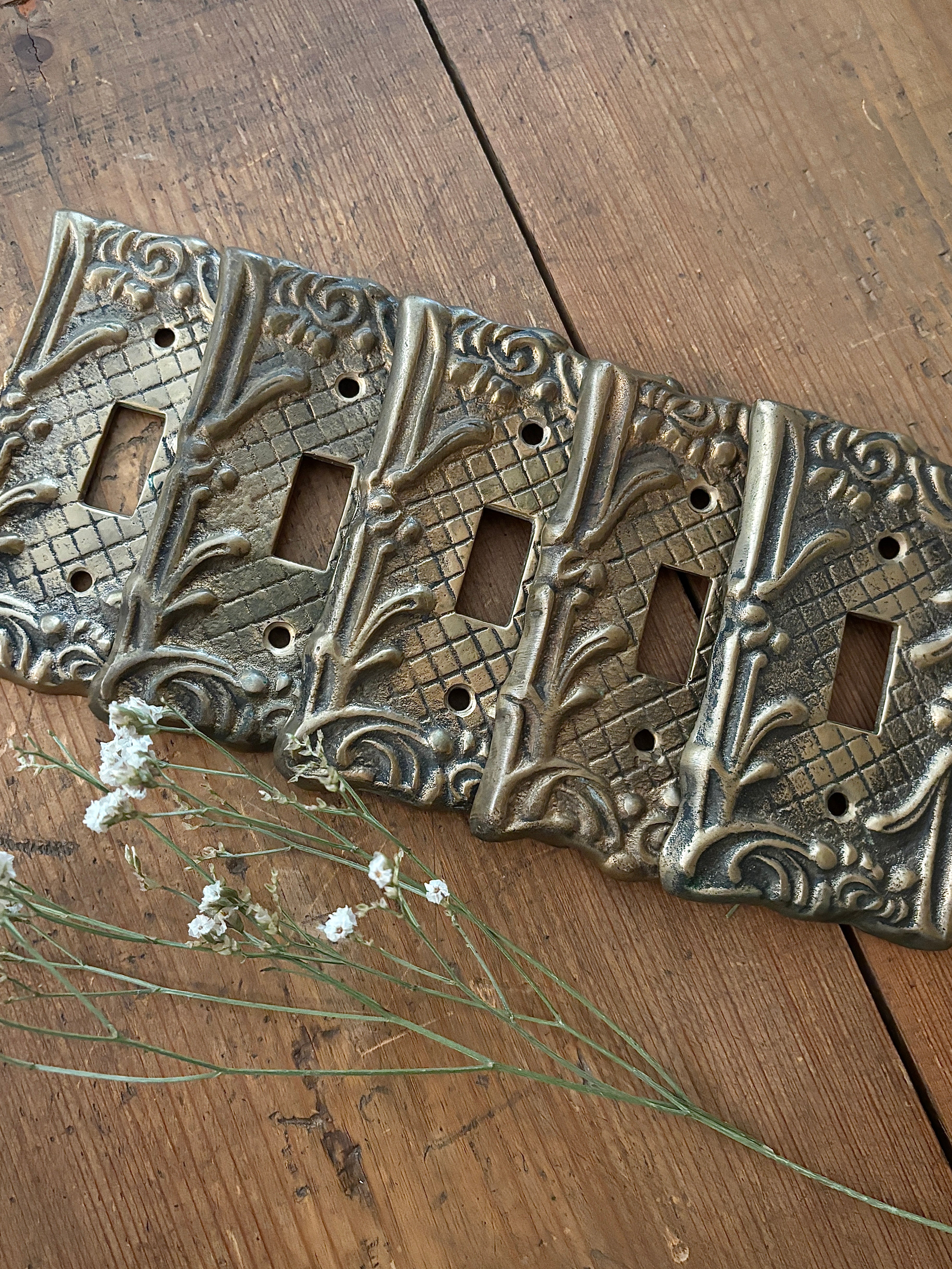 Vintage Cast Brass Art Nouveau Toggle Switch Plate
