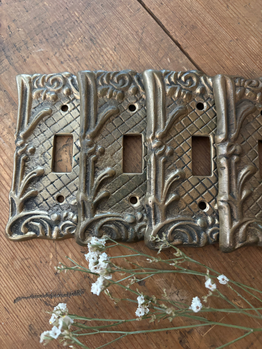 Vintage Cast Brass Art Nouveau Toggle Switch Plate